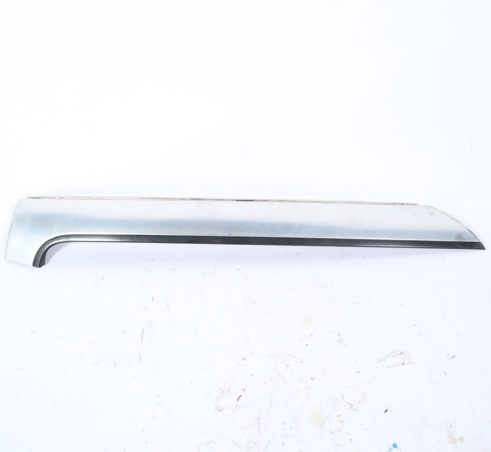 02-09 AUDI B7 A4 S4 RS4 CONVERTIBLE FRONT LEFT DRIVER WINDSHIELD TRIM OEM