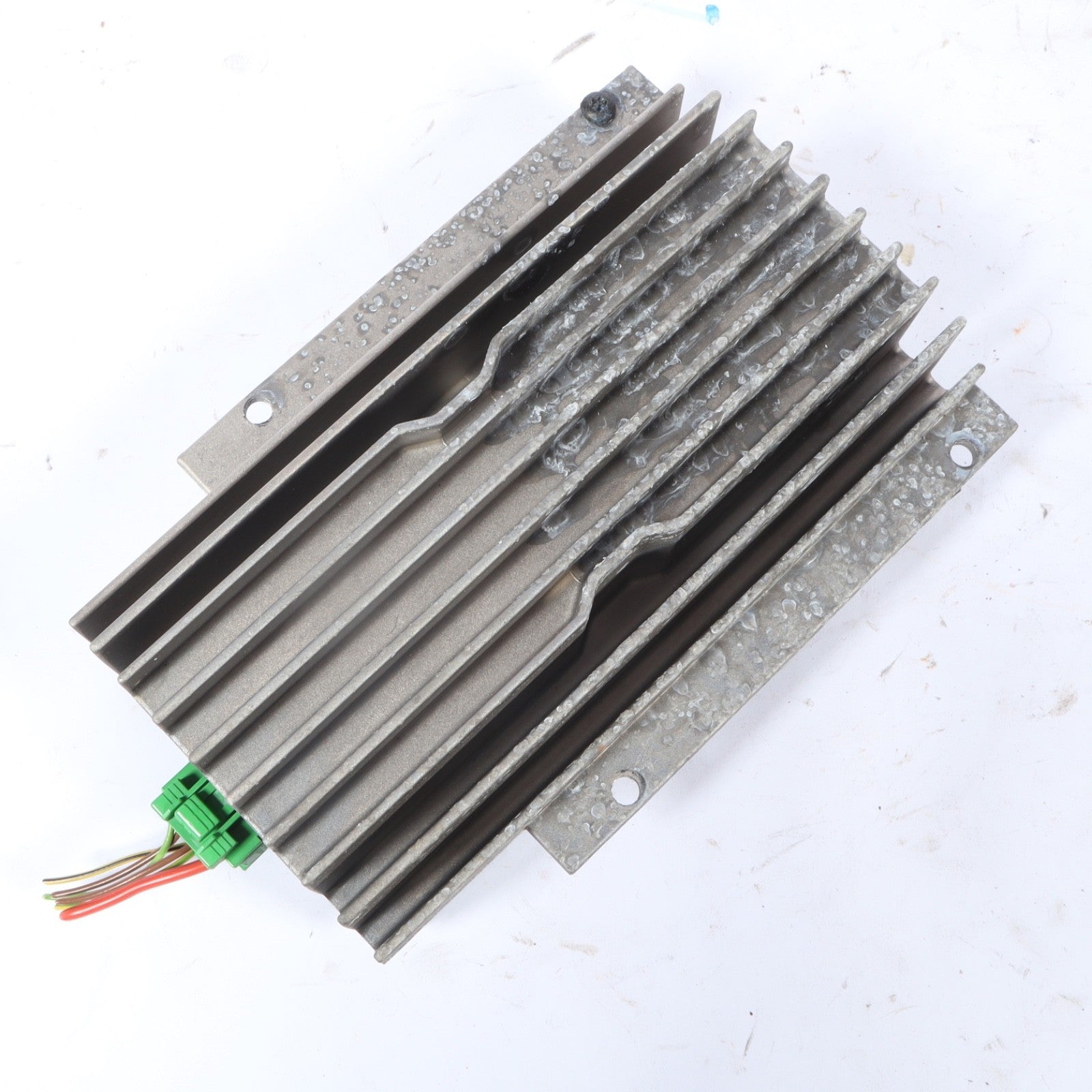 2005-2009 Land Rover Range Rover Audio Amplifier AMP Harman/Kardon XQK500070 OEM