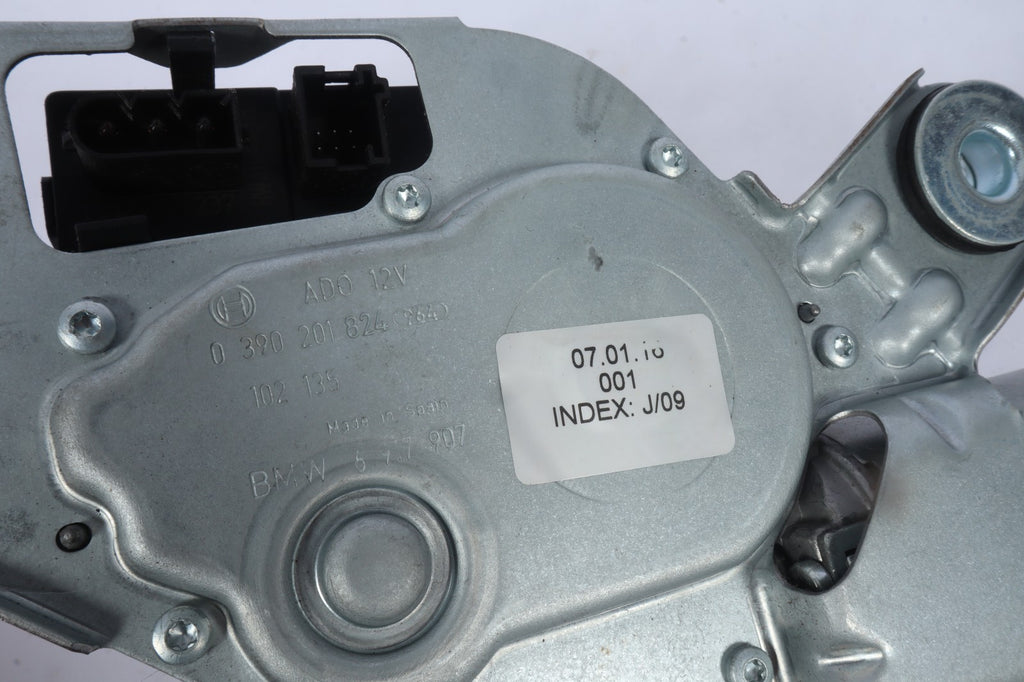 2004-2010 BMW X3 REAR WINDSHIELD TAILGATE WIPER MOTOR OEM 039021824