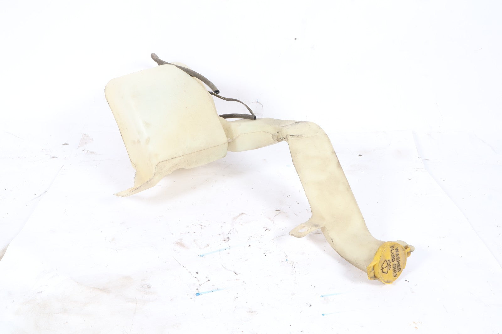2001-2007 CHRYSLER VOYAGER WINDSHIELD WASHER WATER FLUID TANK OEM