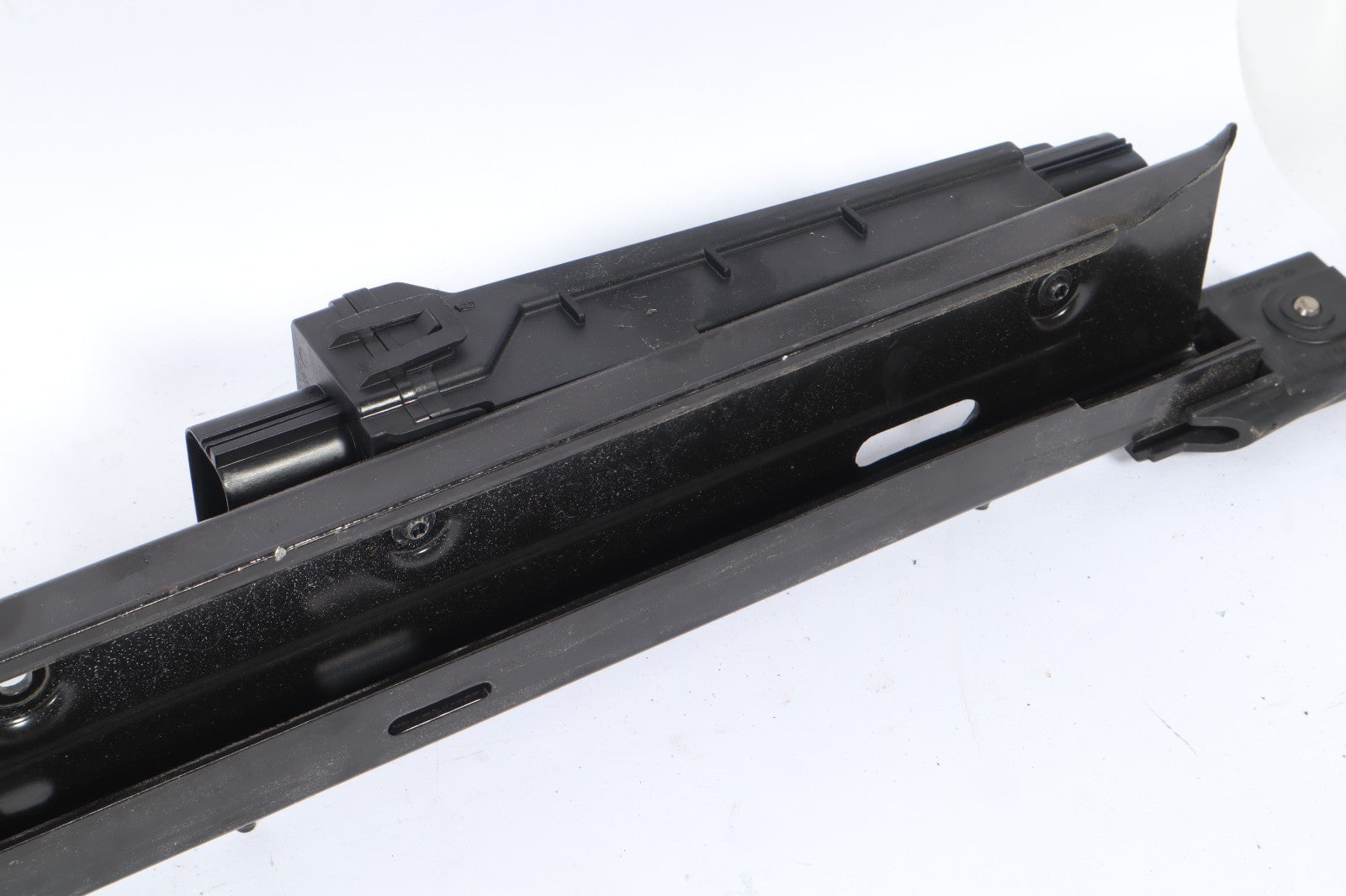 2018-2020 DODGE CARAVAN REAR RIGHT SIDE POWER SILDING DOOR CONTROL MODULE OEM