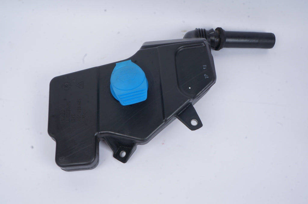 2012 - 2017 Audi A7 C7 OEM Left Front Windshield Washer Reservoir Tank 4G1955462