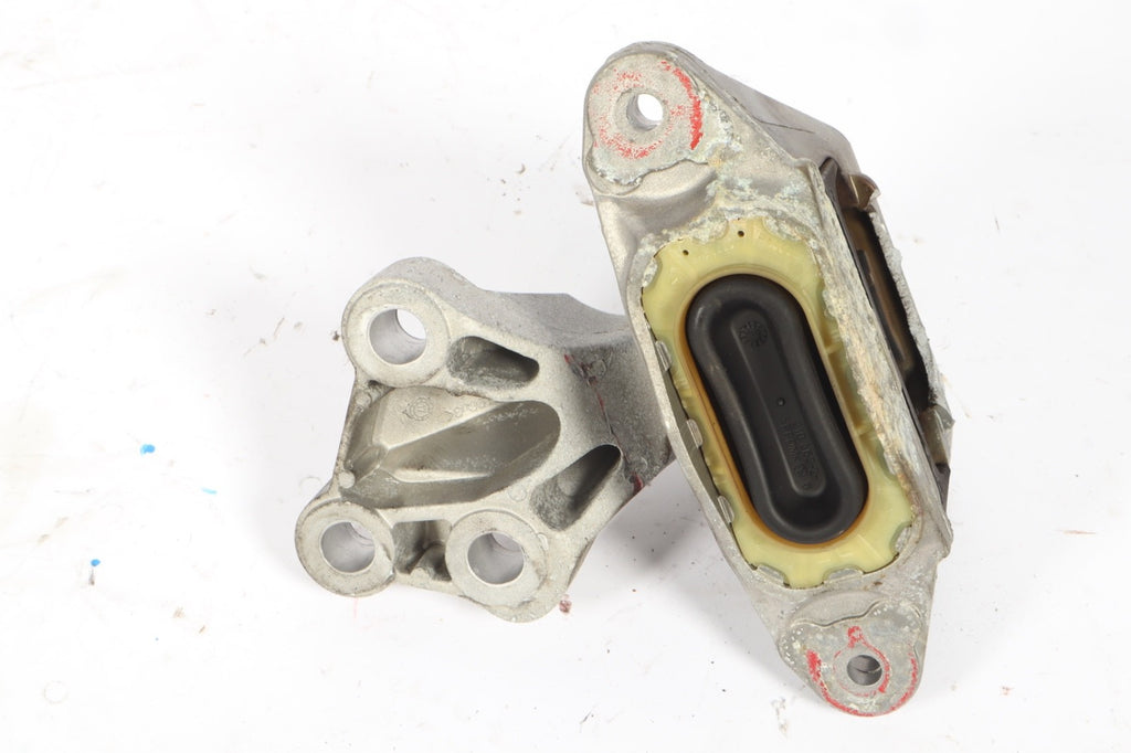 2016–2019 Buick Cascada Front Left Engine Mount Bracket OEM 13248548