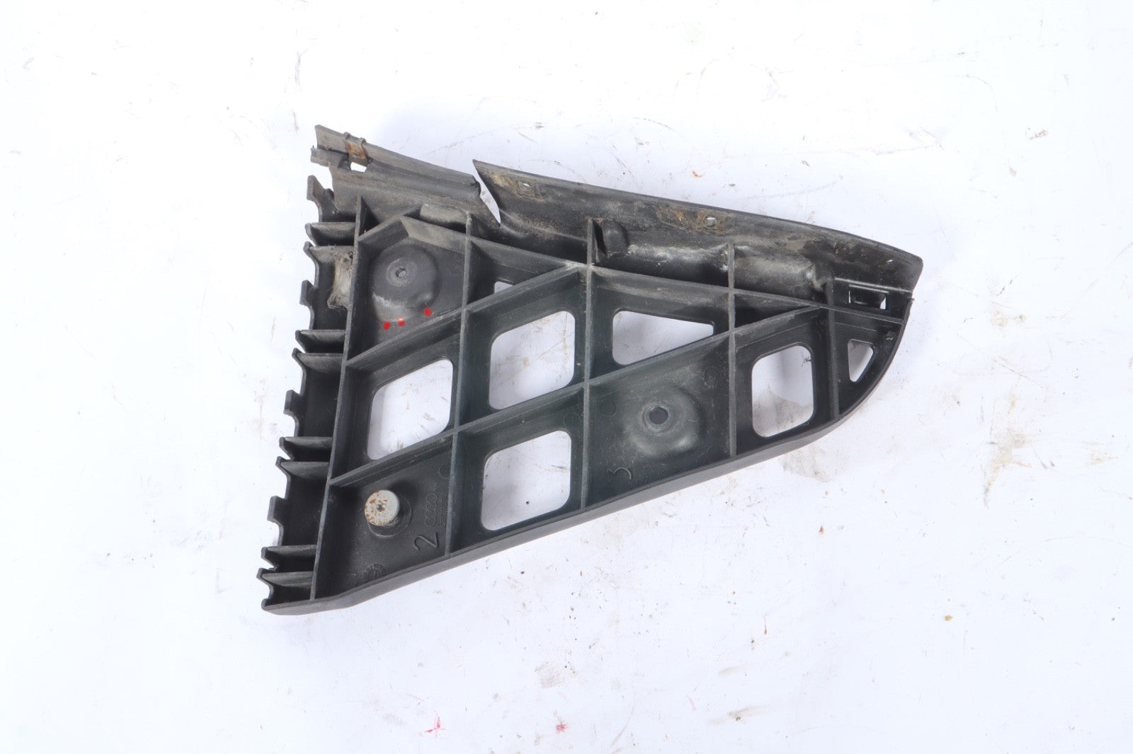 2004-2009 AUDI A4 REAR RIGHT CONVERTIBLE BUMPER GUIDE / BRACKET 8H0807454 OEM