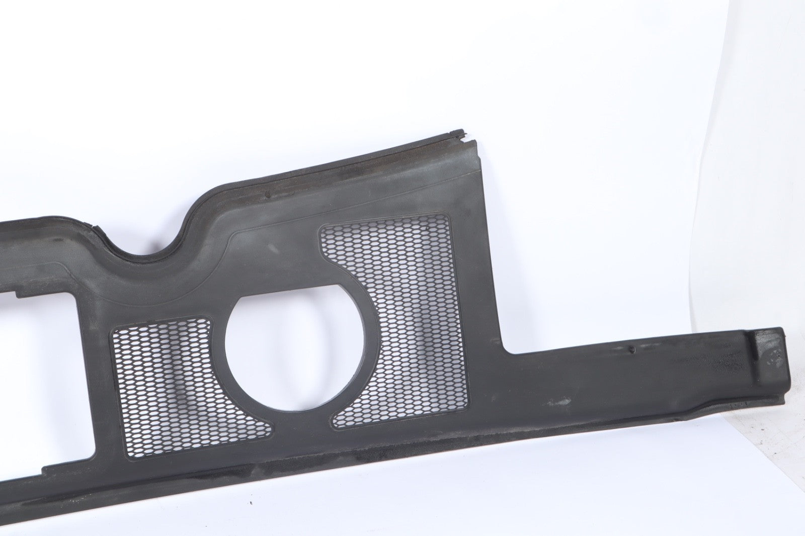 2003-209 AUDI A4 CONVERTIBLE COWL VENT WINDSHIELD WIPER PANEL SCREEN COVER OEM