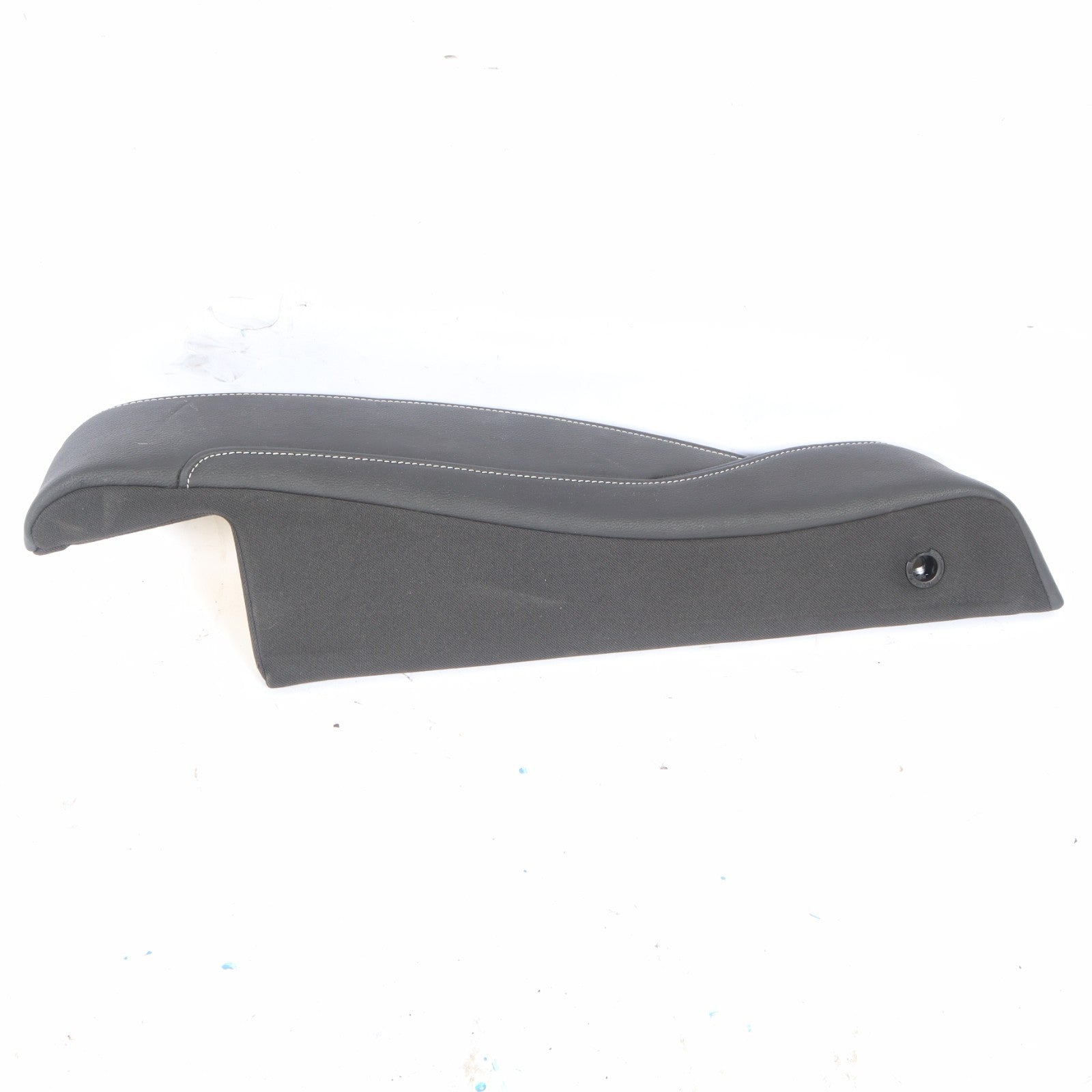 2016-2019 BUICK CASCADA REAR RIGHT SEAT BACK SIDE BOLSTER PAD 23696644 RH OEM