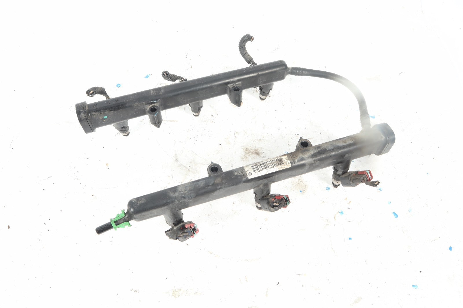 2011-2020 DODGE GRAND CARAVAN TOWN COUNTRY 3.6L FUEL RAIL OEM 04593923AA