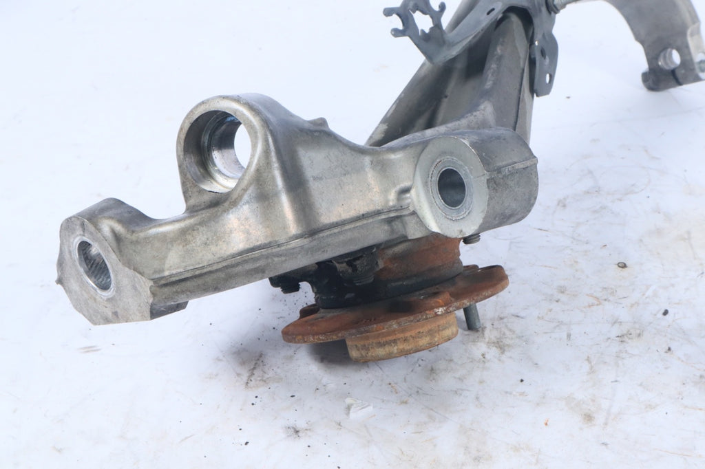 2017-2025 ALFA ROMEO STELVIO AWD FRONT LEFT SPINDLE KNUCKLE HUB OEM