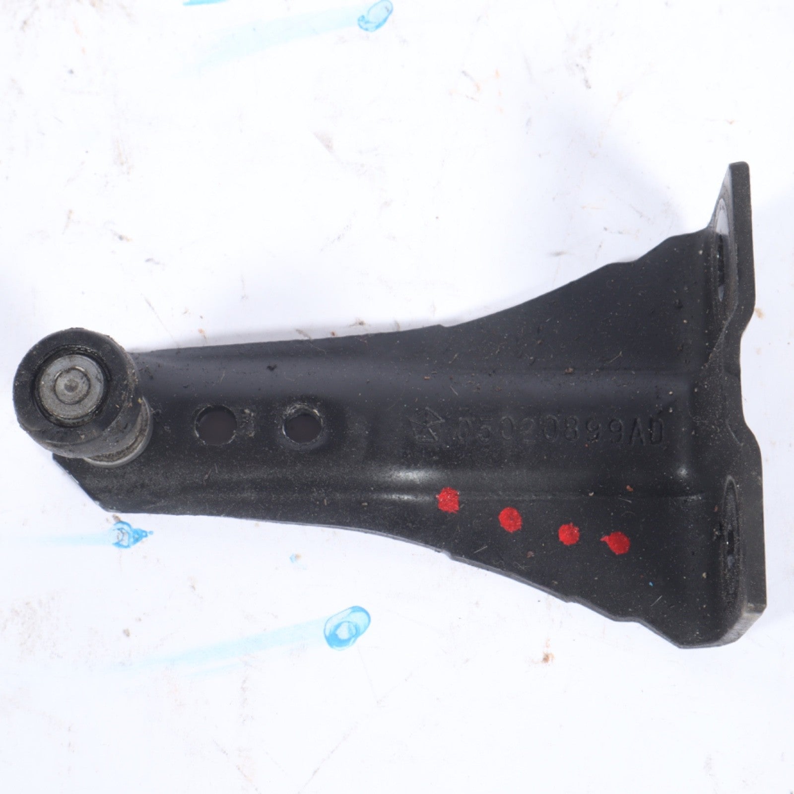 2008-2017 DODGE GRAND CARAVAN/TOWN&COUNTRY UPPER SLIDING DOOR HINGE OEM