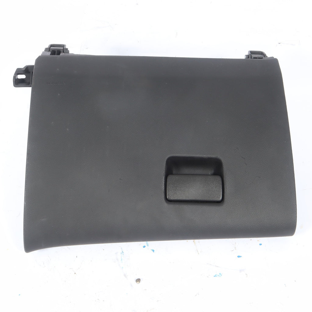 2016-2019 BUICK CASCADA GLOVE BOX ASSEMBLY COMPARTMENT OEM 23338726