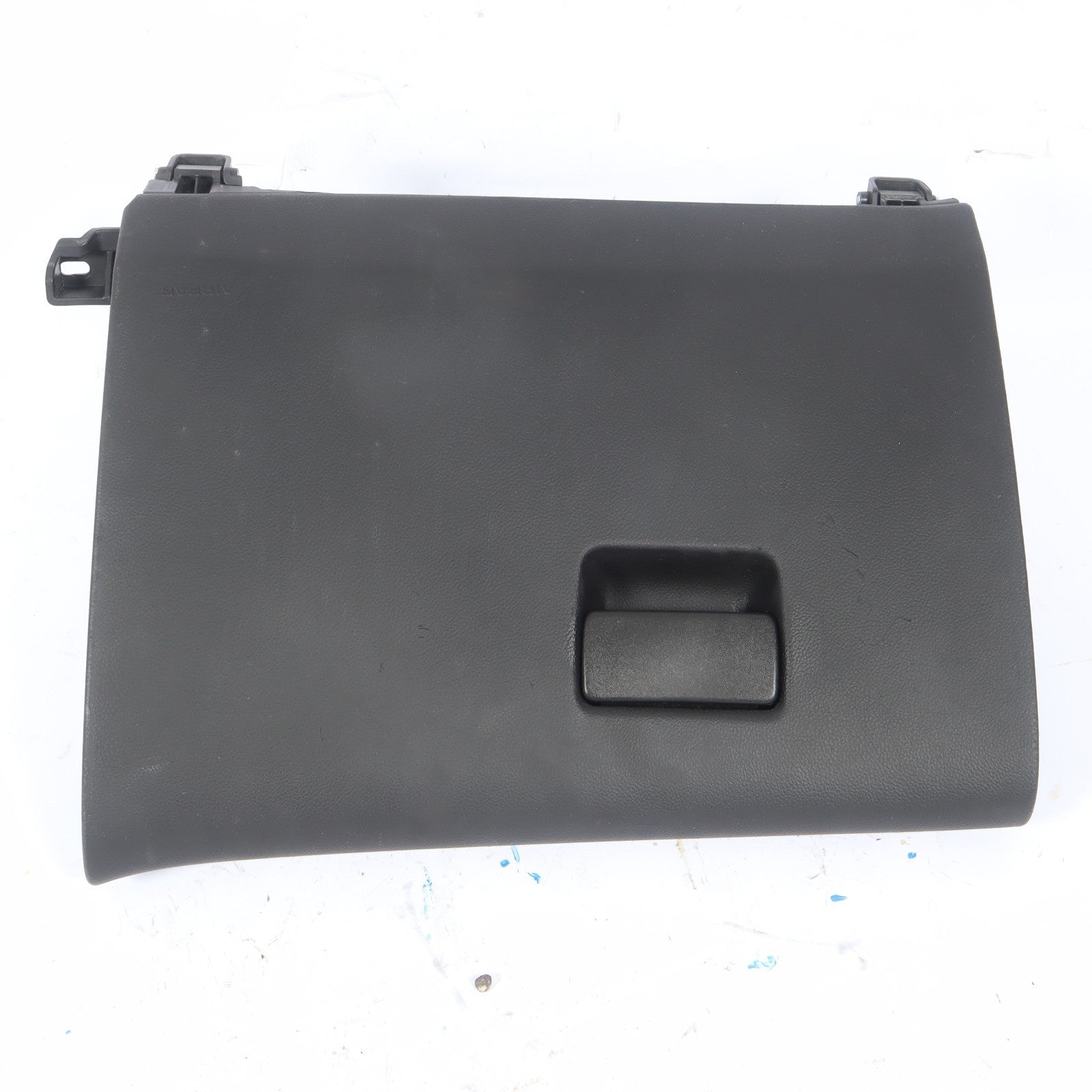 2016-2019 BUICK CASCADA GLOVE BOX ASSEMBLY COMPARTMENT OEM 23338726