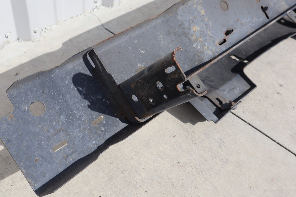 2005-2007 NISSAN ARMADA REAR BUMPER REINFORCEMENT PLATE OEM
