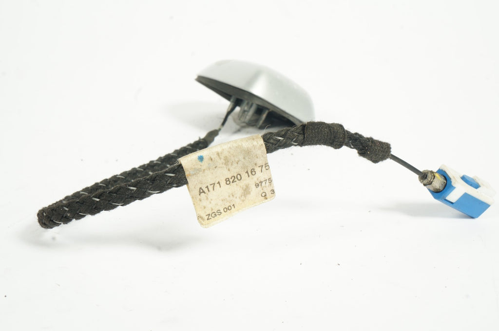 Mercedes R230 SL550 SLK350 C230 E550 C350 Navigator GPS Trunk Antenna OEM