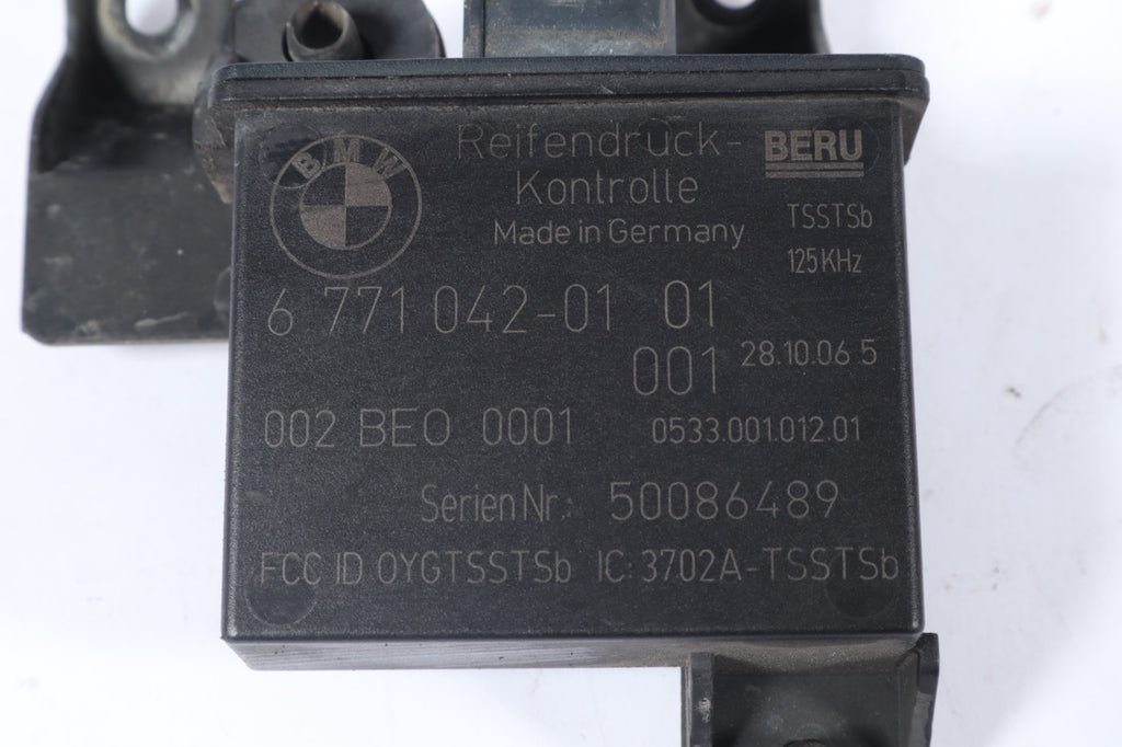 2004-2010 BMW E63 E64 E83 TPMS Sensor Transmitter Module OEM 6771042-0101 OEM