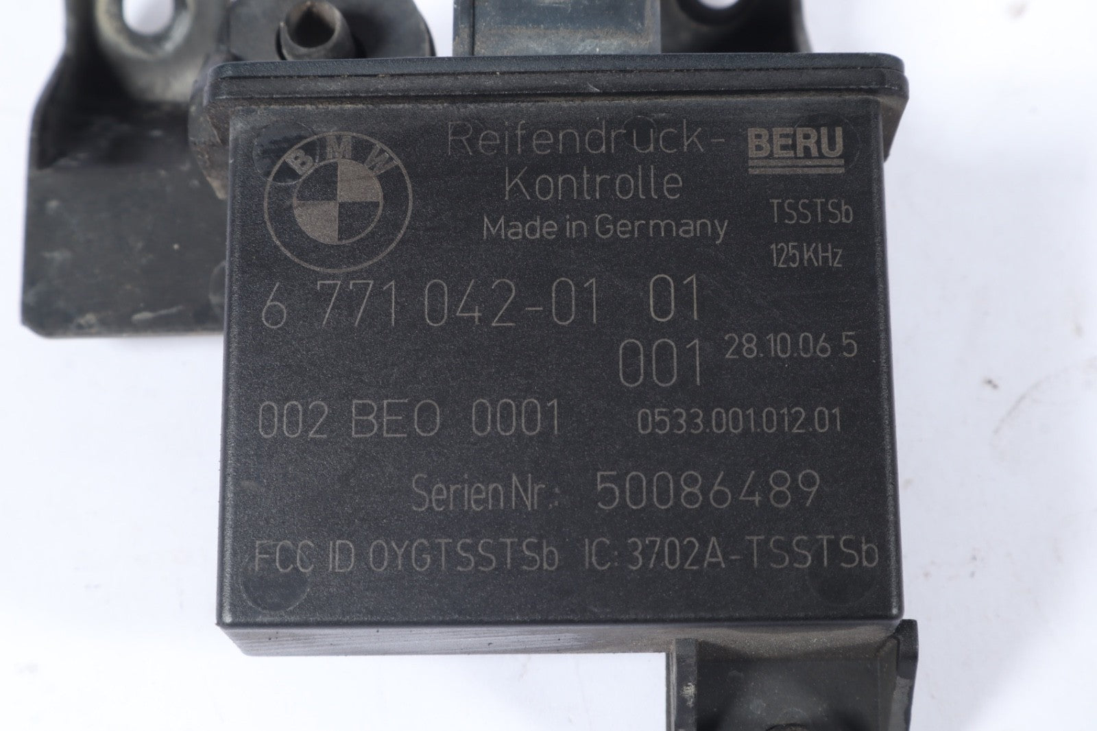 2004-2010 BMW E63 E64 E83 TPMS Sensor Transmitter Module OEM 6771042-0101 OEM