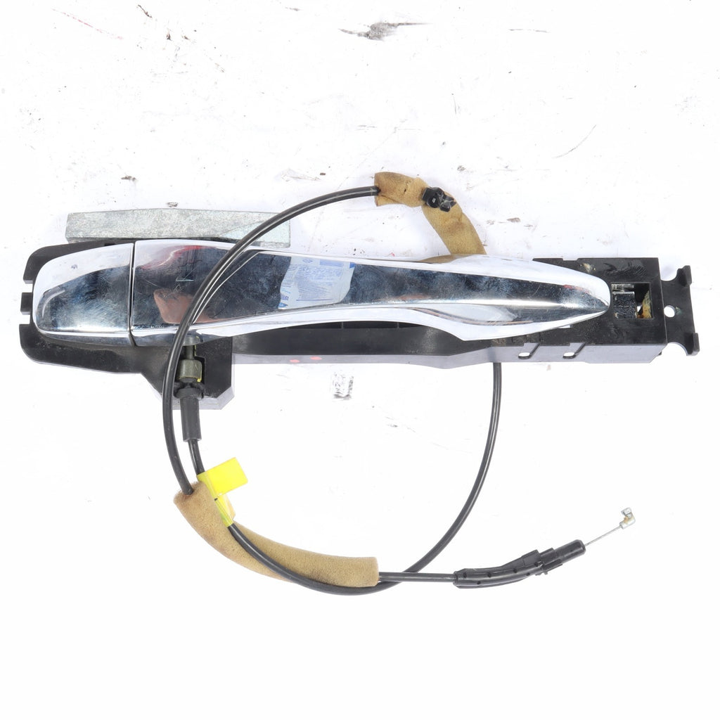 2013 - 2020 NISSAN PATHFINDER FRON RIGHT PASSENGER SIDE DOOR EXTERIOR HANDLE OEM