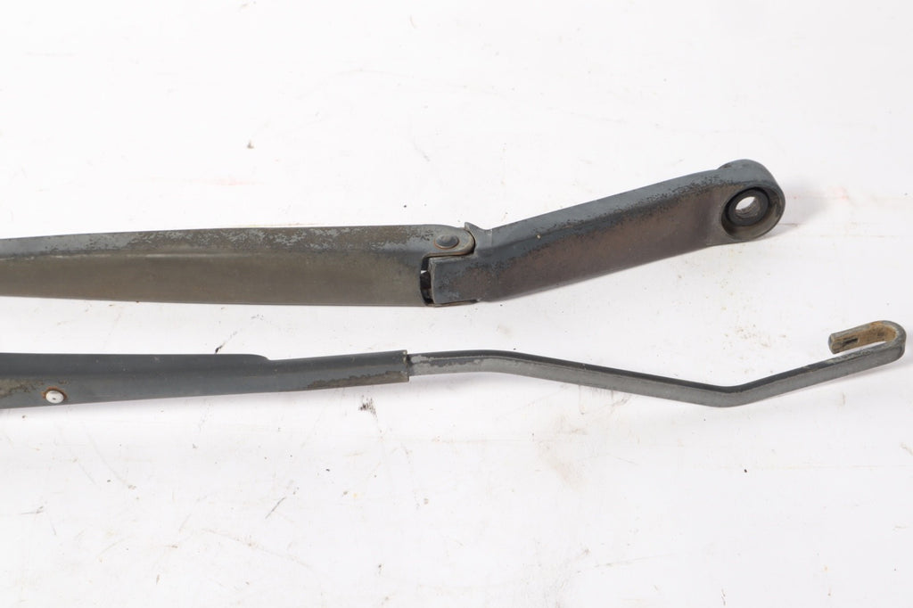 2004-2015 Nissan Armada Left & Right Windshield Wiper Set OEM