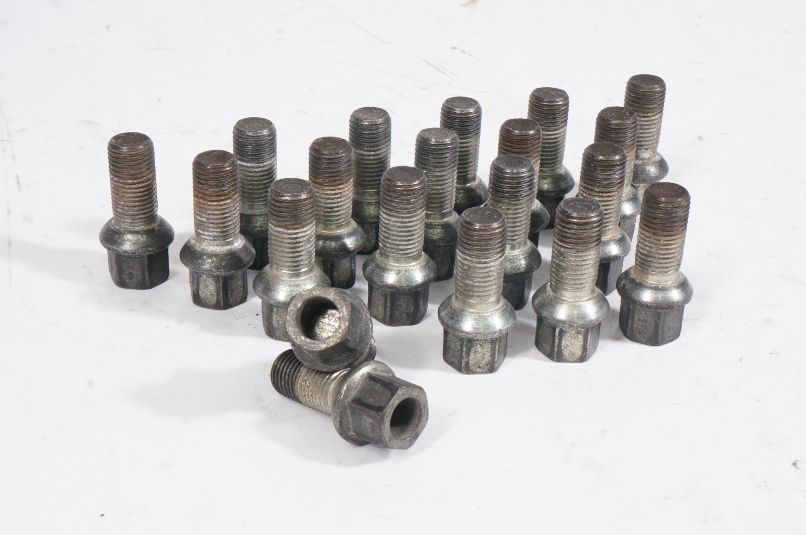 2012 - 2017 AUDI A7 WHEEL RIM LUG NUT BOLT BOLTS OEM SET OF 20