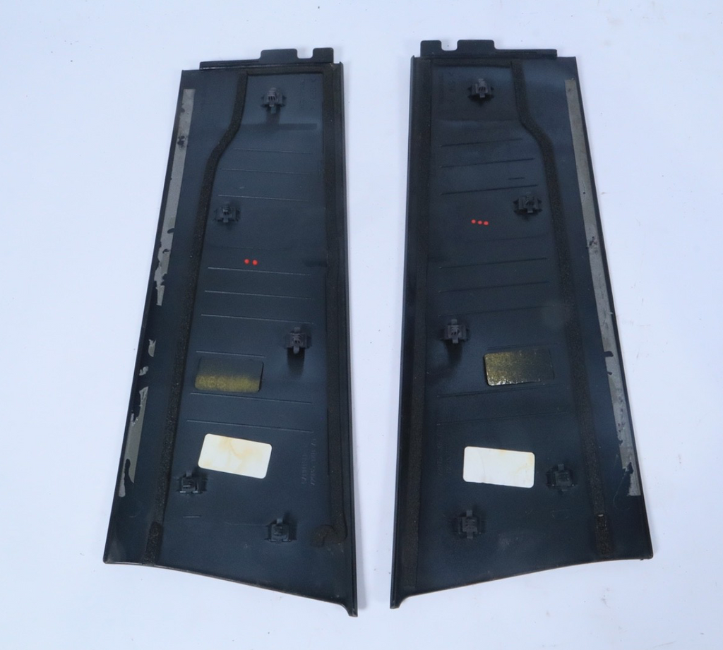 2011-2017 RIGHT & LEFT SLIDING DOOR FRONT GLASS TRIM PANEL  72935-TK8-A1