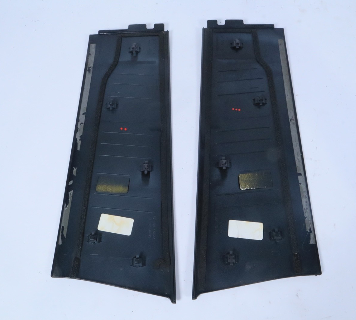 2011-2017 RIGHT & LEFT SLIDING DOOR FRONT GLASS TRIM PANEL  72935-TK8-A1