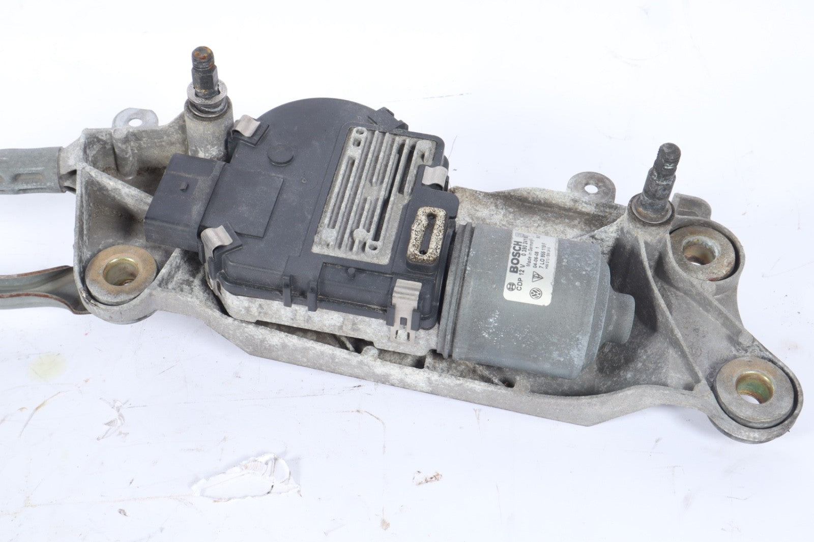 2003 - 2010 PORCHE CAYENNE 955 957 WINDSHIELD WIPER LINKAGE OEM 7LO955119F