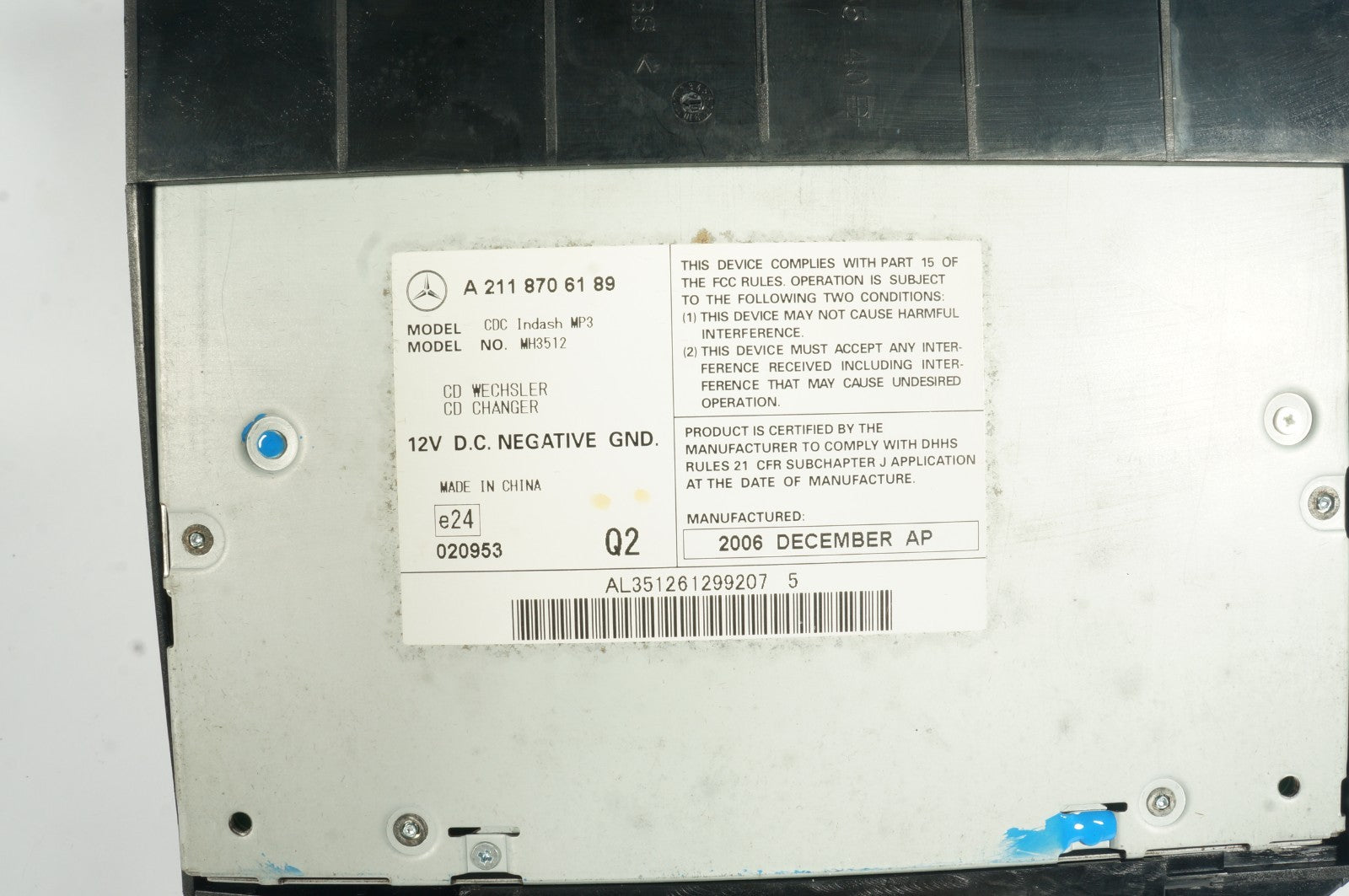 03-13 Mercedes R171 SLK55 SLK280 AMG SLK280 Radio 6 Disk CD Changer Player OEM
