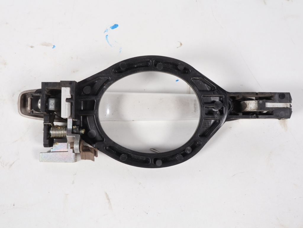 2013 - 2022 MITSUBISHI OUTLANDER REAR RIGHT SIDE EXTERIOR DOOR HANDLE OEM