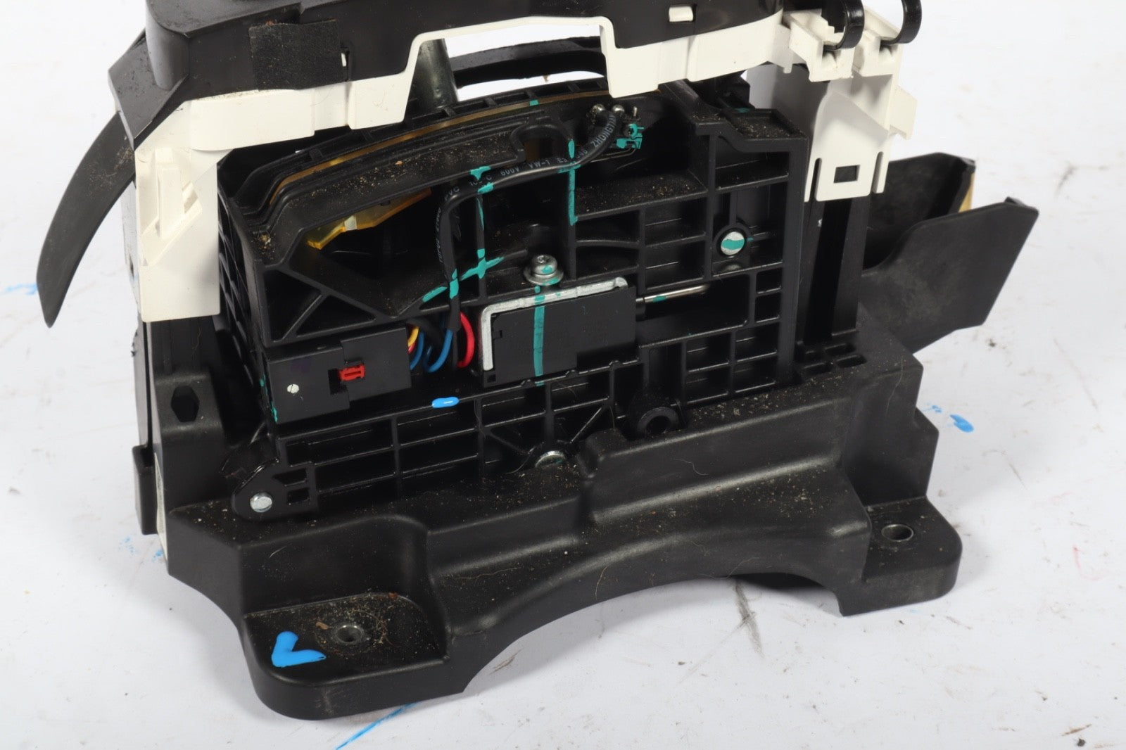 2017- 2020 CHEVROLET SONIC AUTOMATIC FLOOR GEAR SHIFTER ASSEMBLY 42514250 OEM