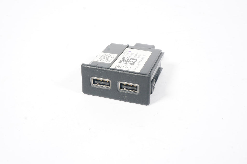 2017-23 ALFA ROMEO STELVIO CENTER CONSOLE DUAL USB ADAPTER PORT