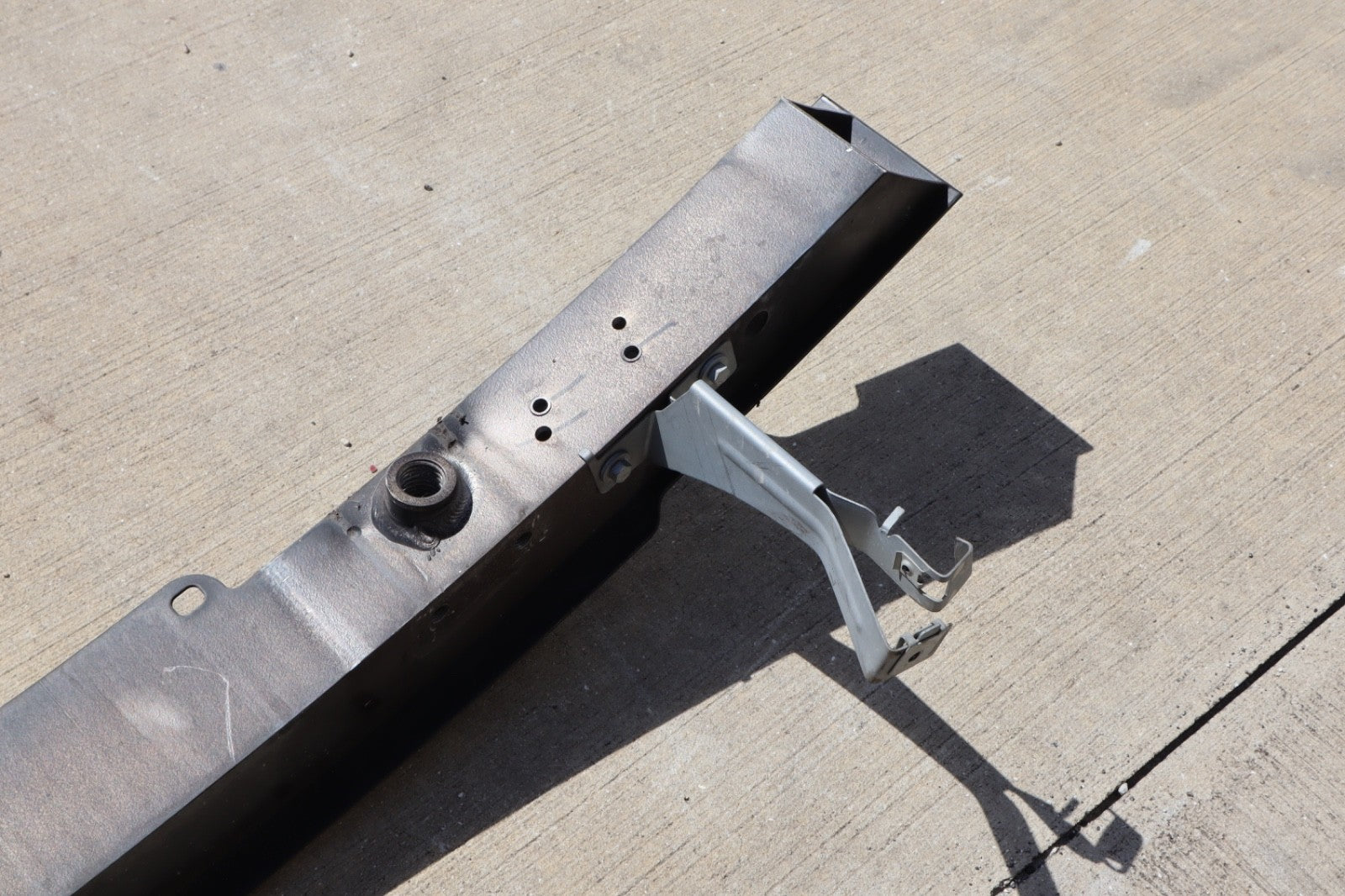 10-16 Mercedes W212 E350 Front Bumper Reinforcement Impact Crash Bar OEM