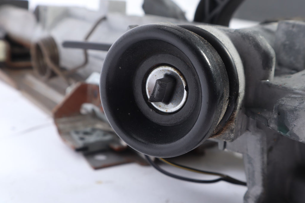 2007 - 2010 BMW X3  STEERING COLUMN WITH THE KEY OEM