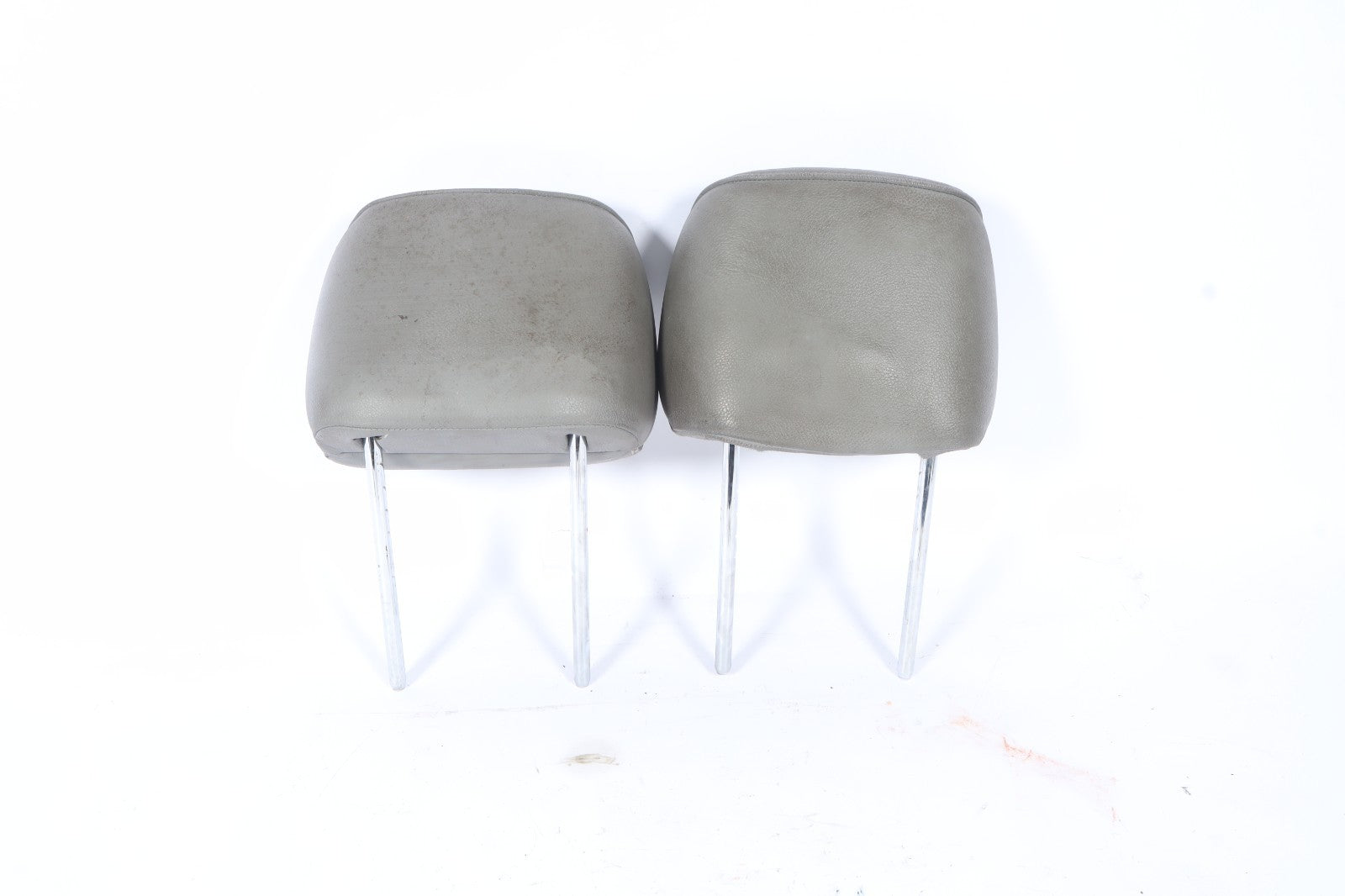 2004-2010 BMW X3 FRONT HEADREST HEAD REST OEM