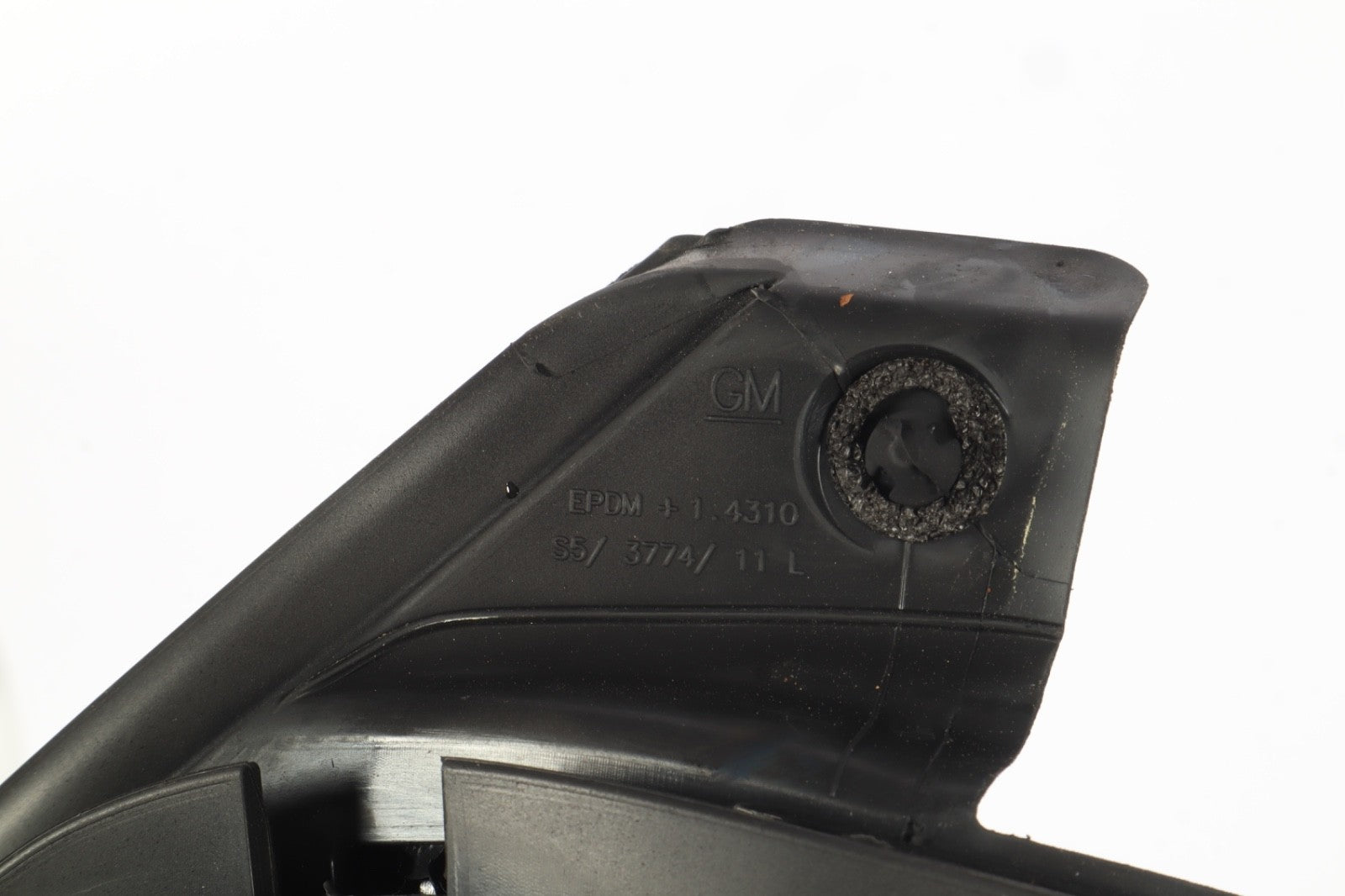 2016–2019 Buick Cascada Right Window Door Seal Rubber OEM