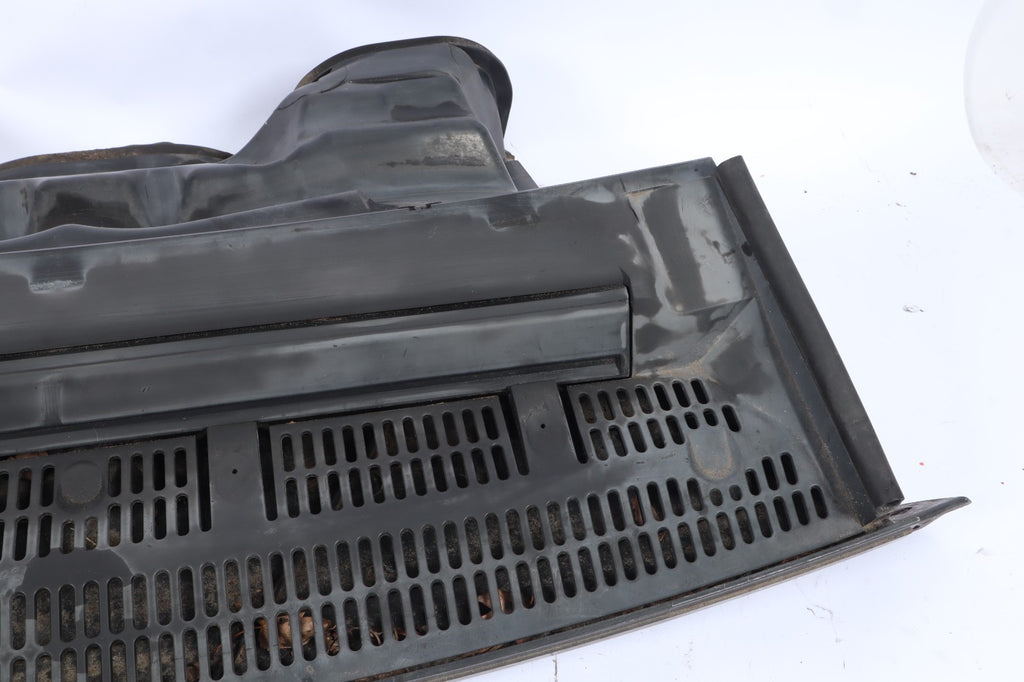 2003-2005 BMW X3 AIR CLEANER INTAKE FILTER BOX HOUSING OEM