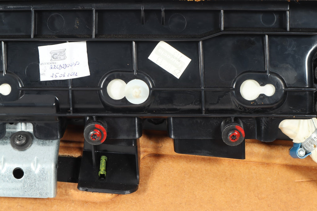 2011-2013 VOLVO C70 FRONT RIGHT PASSENGER SIDE INTERIOR DOOR TRIM PANEL OEM