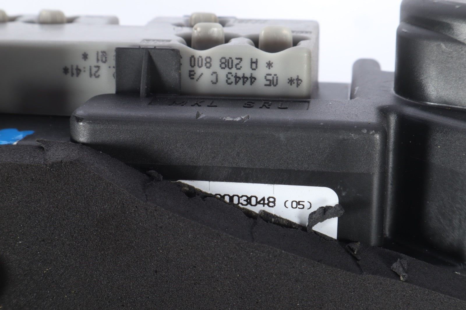1998 - 2002 Mercedes-Benz W208 W210 E320 CLK430 Central Locking Vacuum Pump OEM