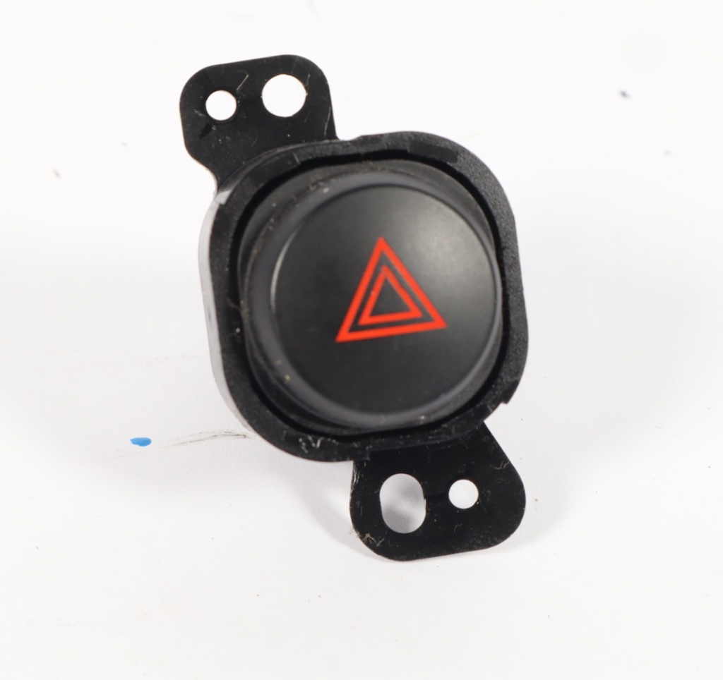 07-15 NISSAN ARMADA DASH HAZARD LIGHT ESP SWITCH CONTROL PUSH KNOB BUTTON OEM