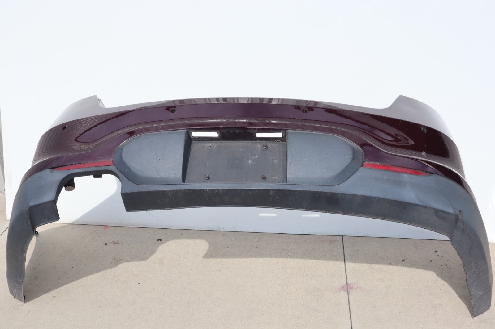 2010-2012 FORD TAURUS REAR BUMPER COVER OEM ONLY PICK UP!!!