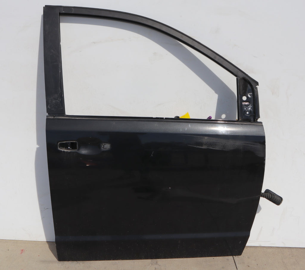 2011-2018 DODGE GRAND CARAVAN FRONT RIGHT PASSENGER DOOR OEM ONLY PICK UP!!!