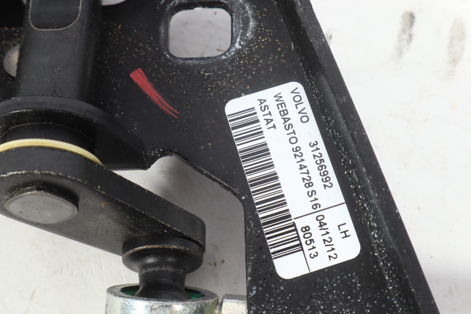 2006 - 2013 VOLVO C70 ROOF LOCK LINKS LEFT RIGHT OEM