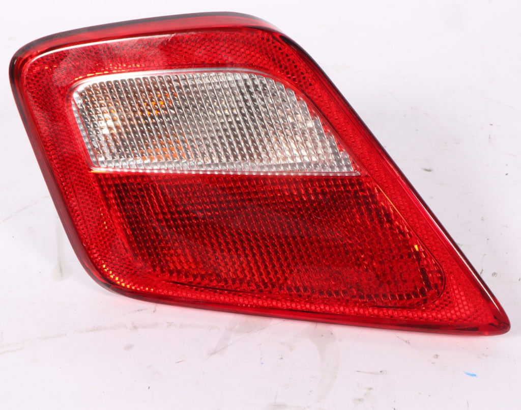2016-2019 BUICK CASCADA REAR DRIVER SIDE BODY AUXILIARY SIGNAL LAMP 13483118 OEM