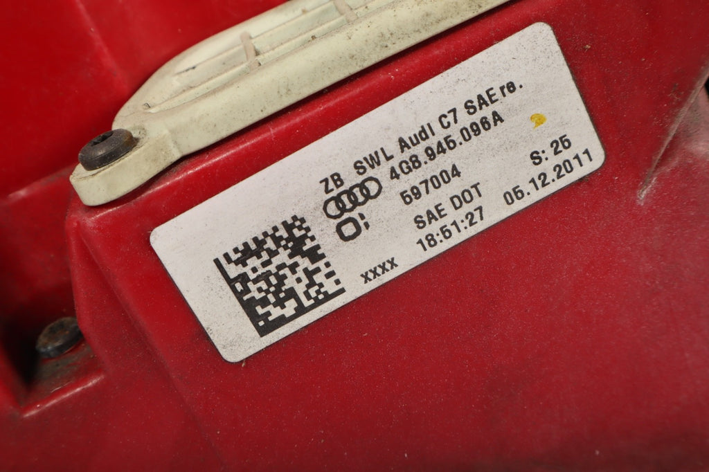 12-15 Audi A7 Quattro Rear Right Side Outer Tail Light Tail Lamp 4G8945096A Oem