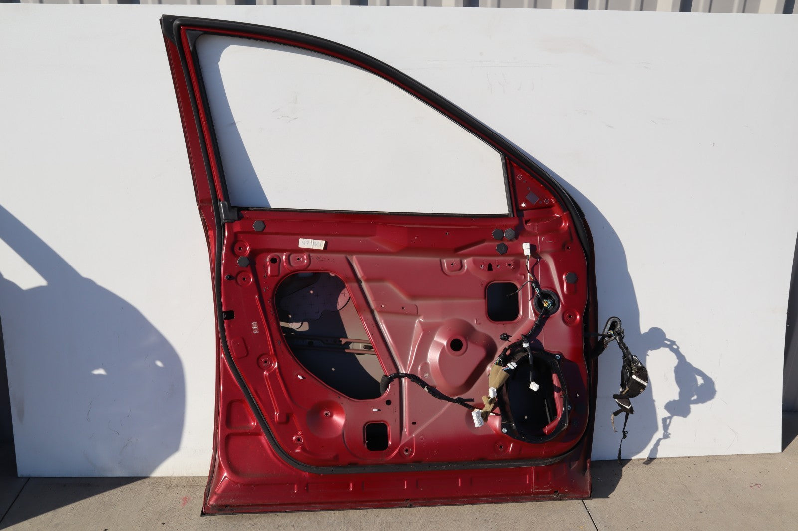 2013-2014 NISSAN PATHFINDER FRONT LEFT DRIVER SIDE DOOR SHELL ONLY PICK UP!!!