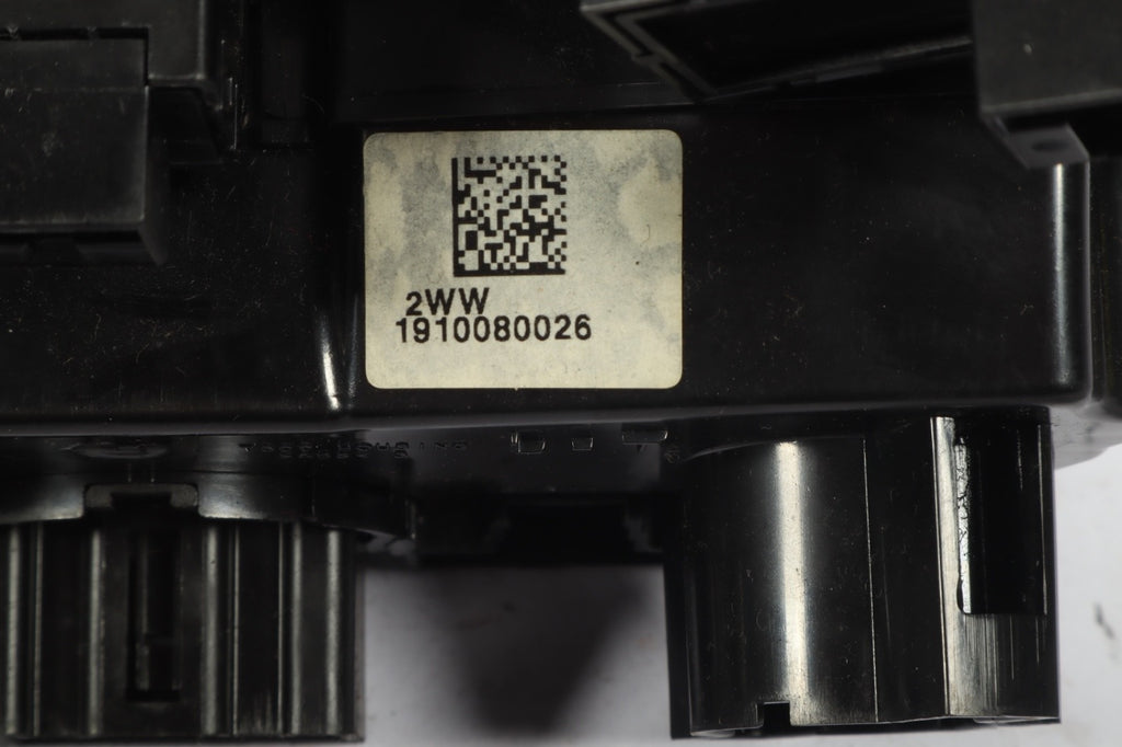 2017-2020 CHEVROLET SONIC AC HEAT TEMPERATURE CLIMATE CONTROL OEM 42521458