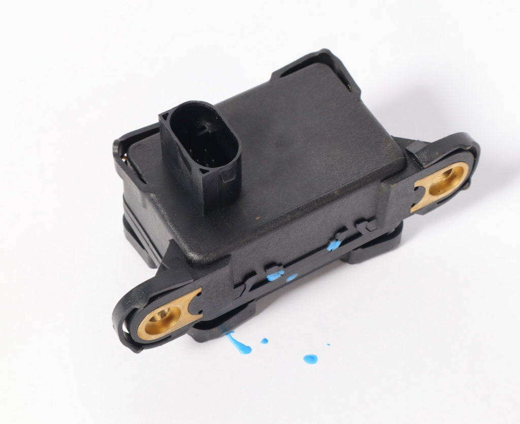 2004-2011 NISSAN ARMADA STABILITY YAW RATE SENSOR MODULE 47931CL70A OEM