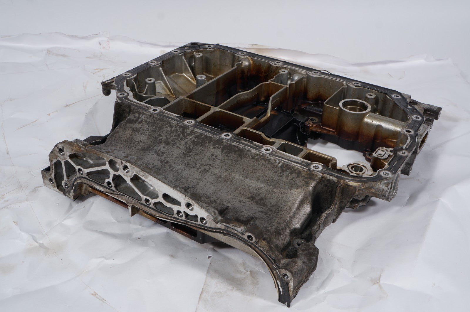 2012-2017 AUDI A6 S5 SQ5 (B8 8T C7 4G) 3.0L SUPERCHARGED ENGINE UPPER OIL PAN