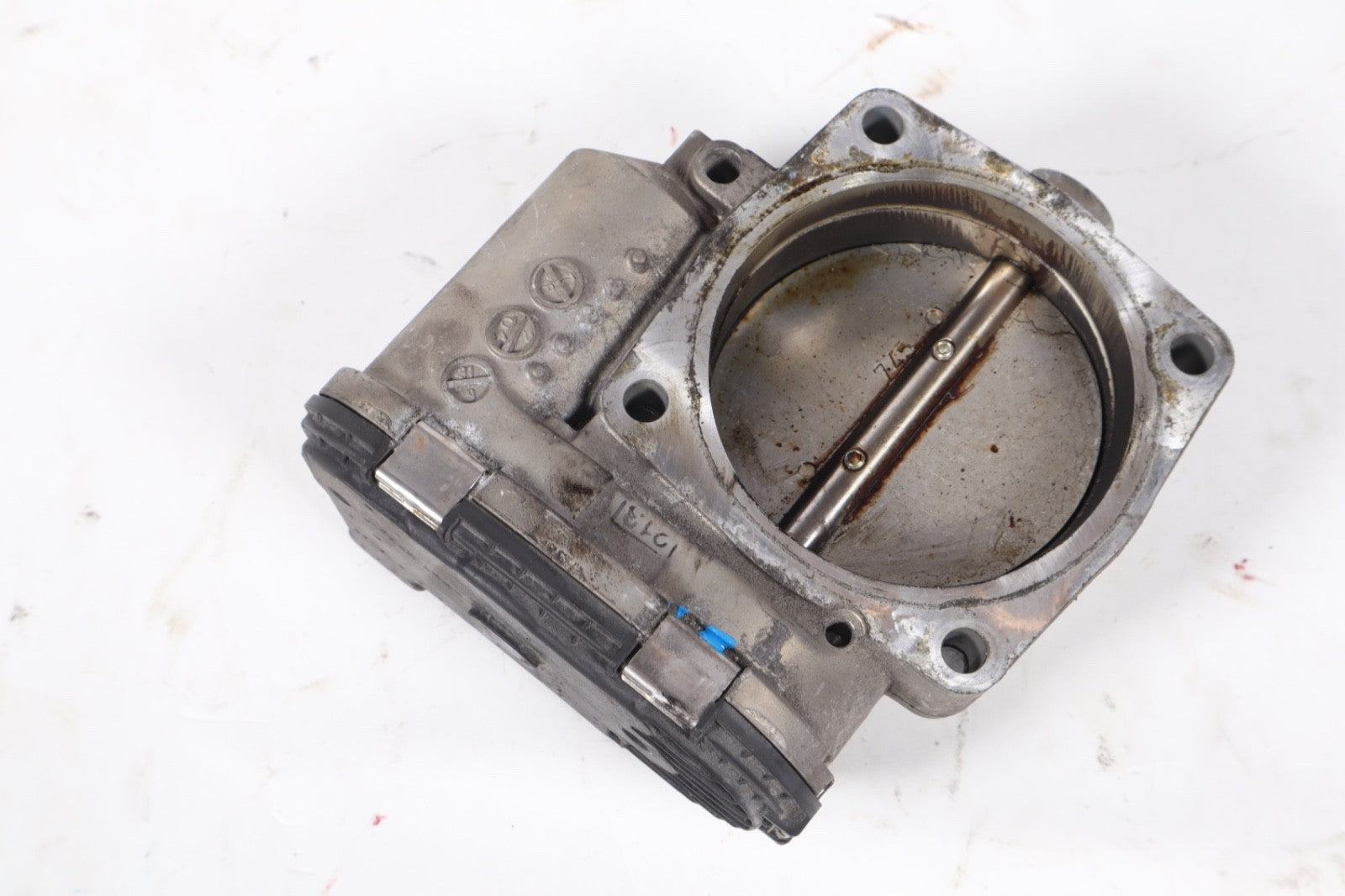 1999 - 2016 PORSCHE CAYENNE ENGINE THROTTLE BODY VALVE MODULE OEM
