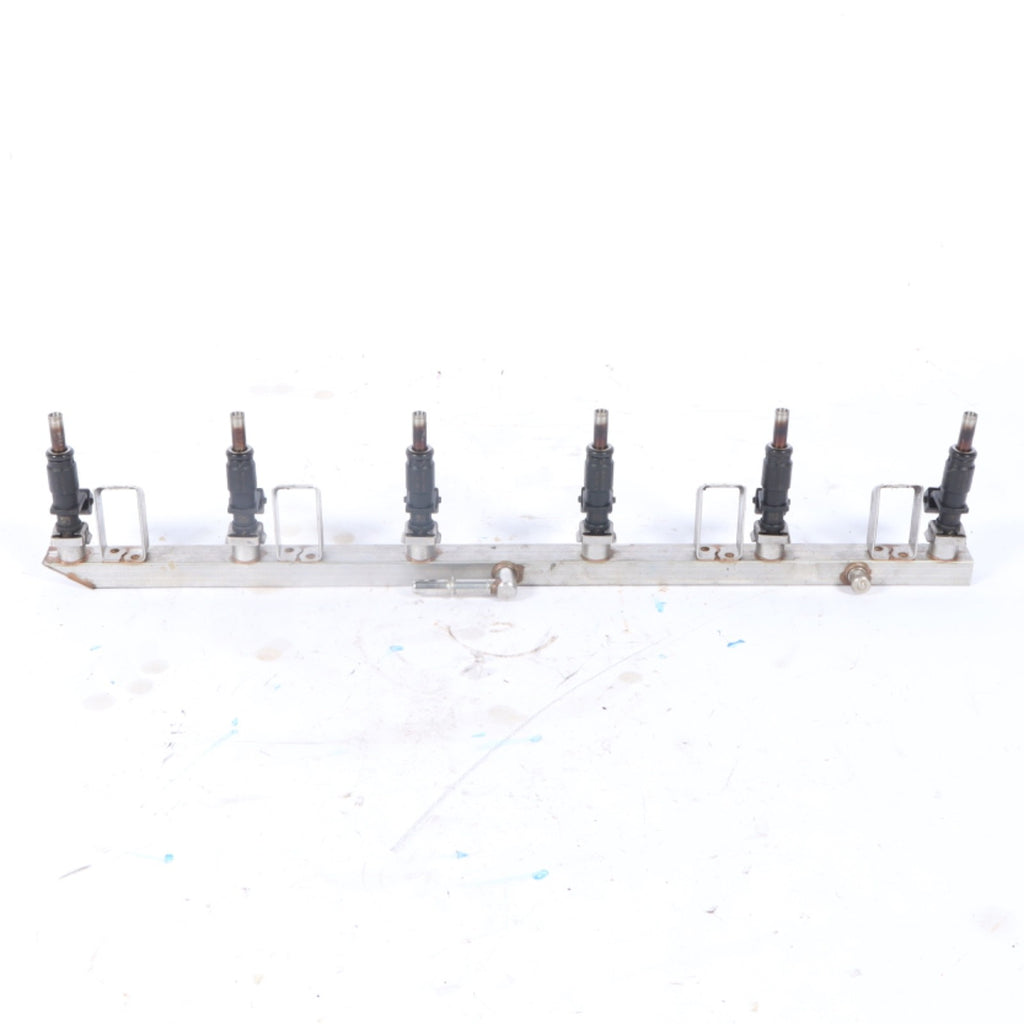 BMW  X3 X5 Z4 328i 328xi 528i ENGINE FUEL INJECTOR RAIL WITH INJECTORS OEM