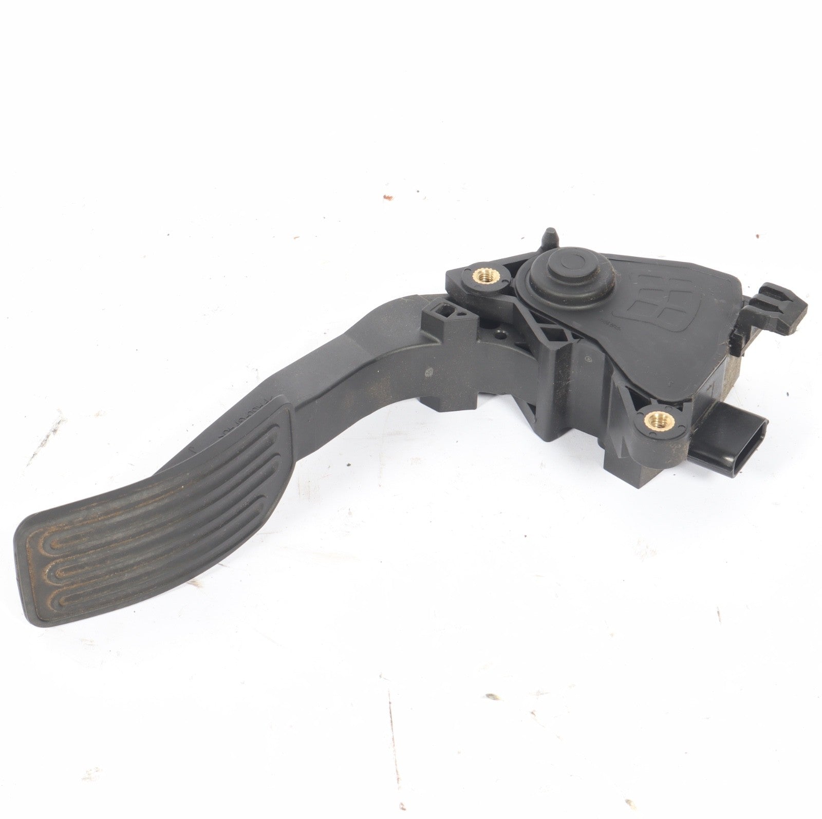 2013 - 2019 Nissan Sentra Gas Pedal Accelerator OEM