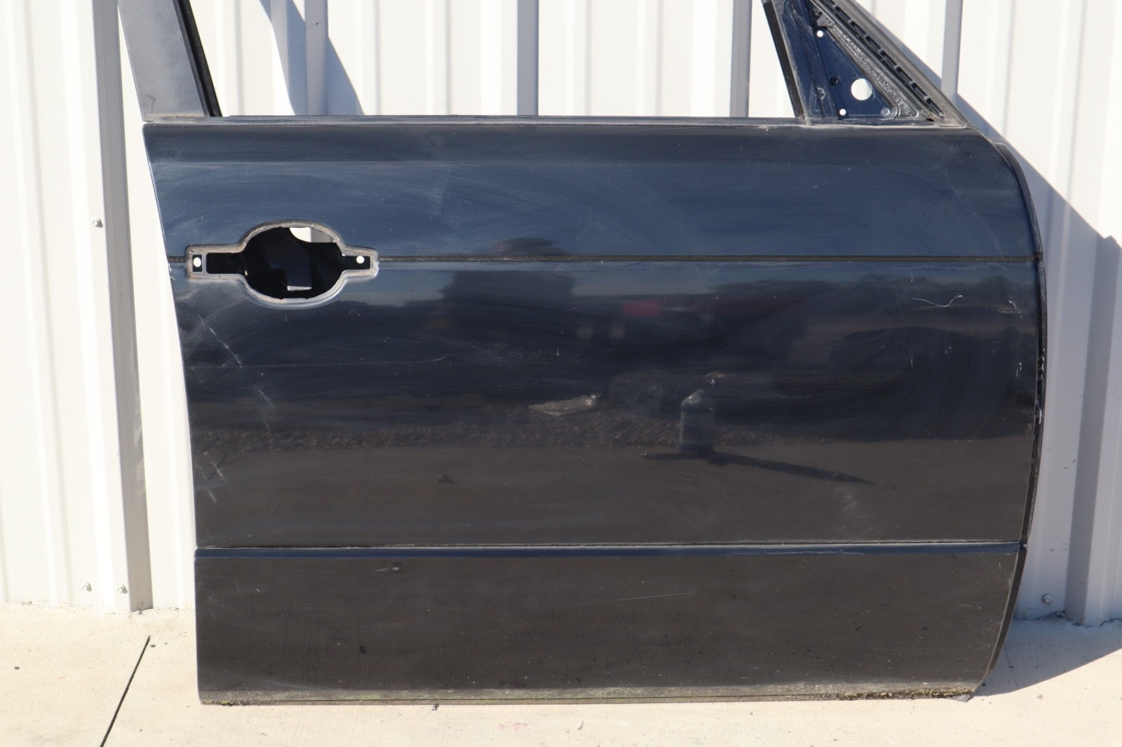 2003-2012 RANGE ROVER L322 FRONT RIGHT PASSENGER  DOOR SHELL  OEM
